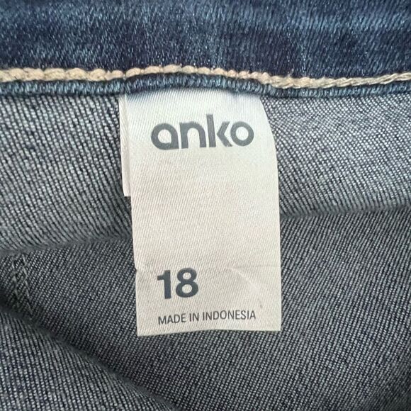 𝅺NWT ANKO/NORDSTROM RIPPED BLUE JEANS SIZE 18 - Picture 3 of 5